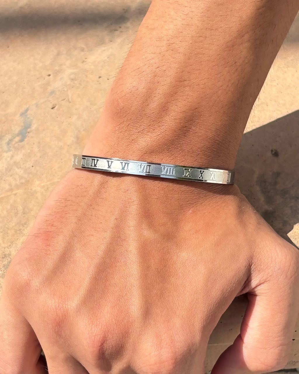 Roman Cuff (5mm)