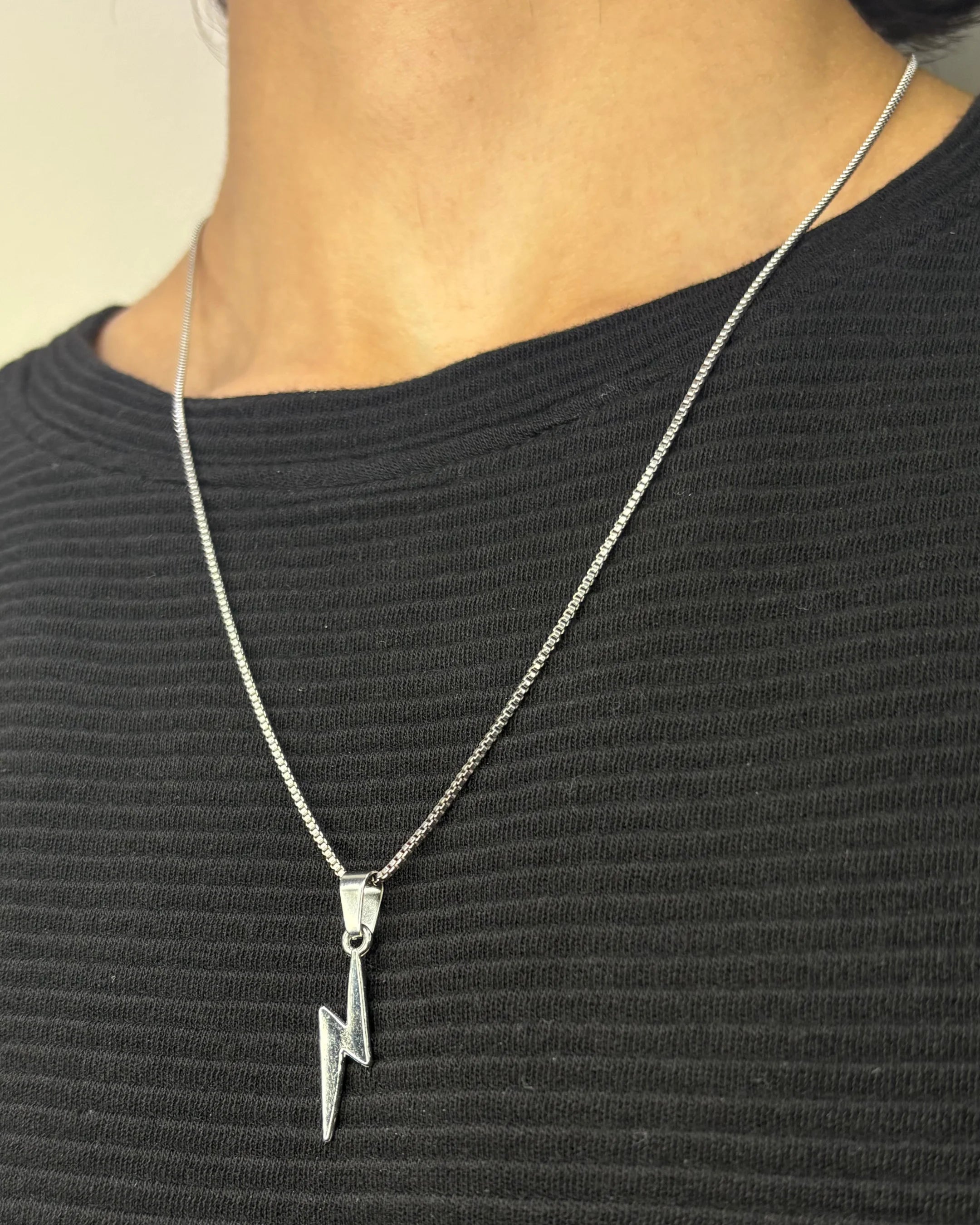 AstraRay Pendant