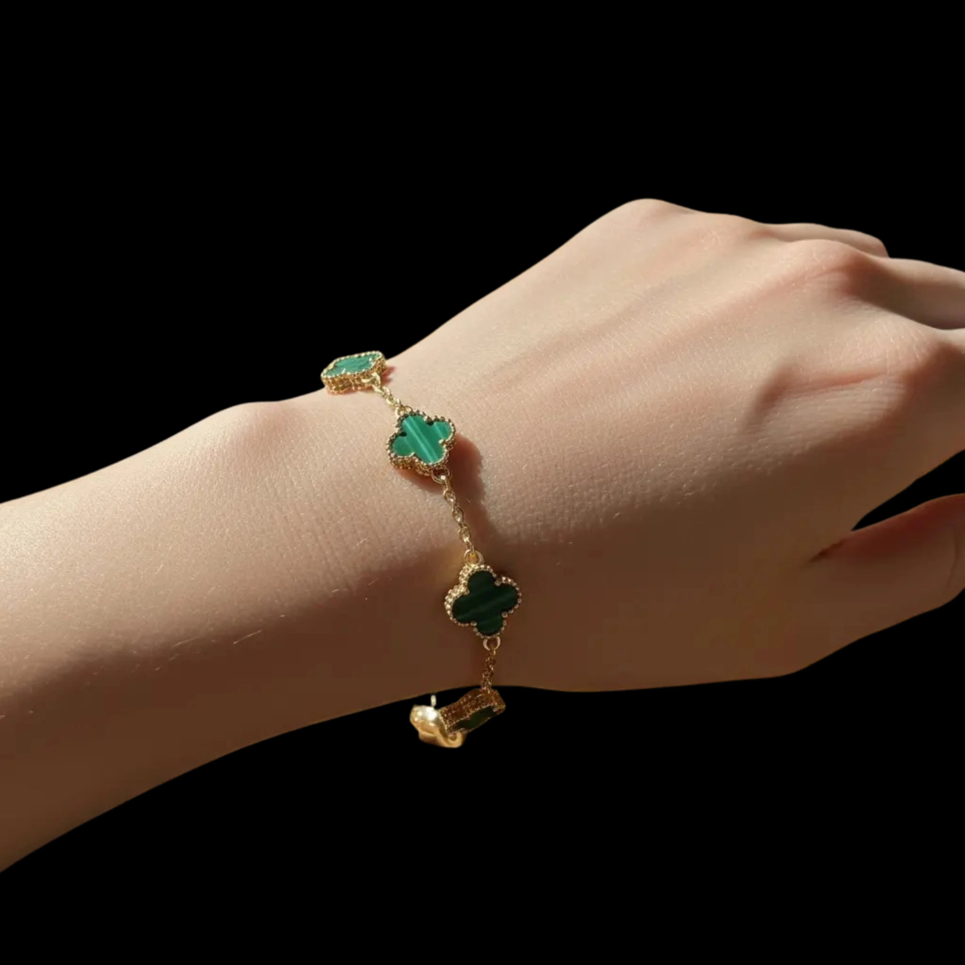 Thin Clover Ivy Bracelet (Green)